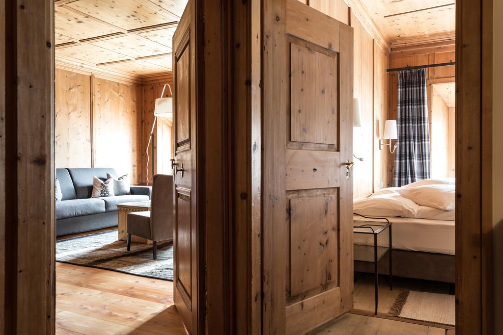 Meisser Hotel "Superior" Guarda Room photo